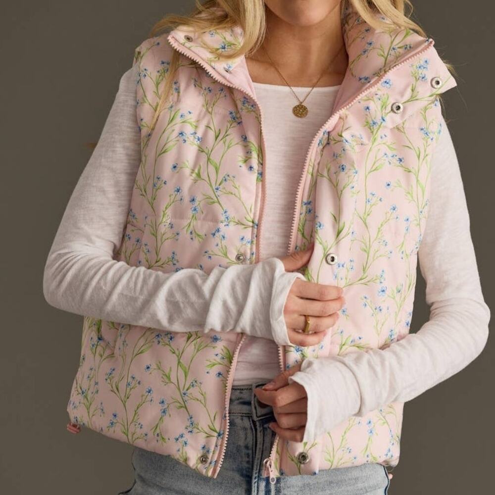 Light Pink Floral Puffer Vest - Picture 4 of 9